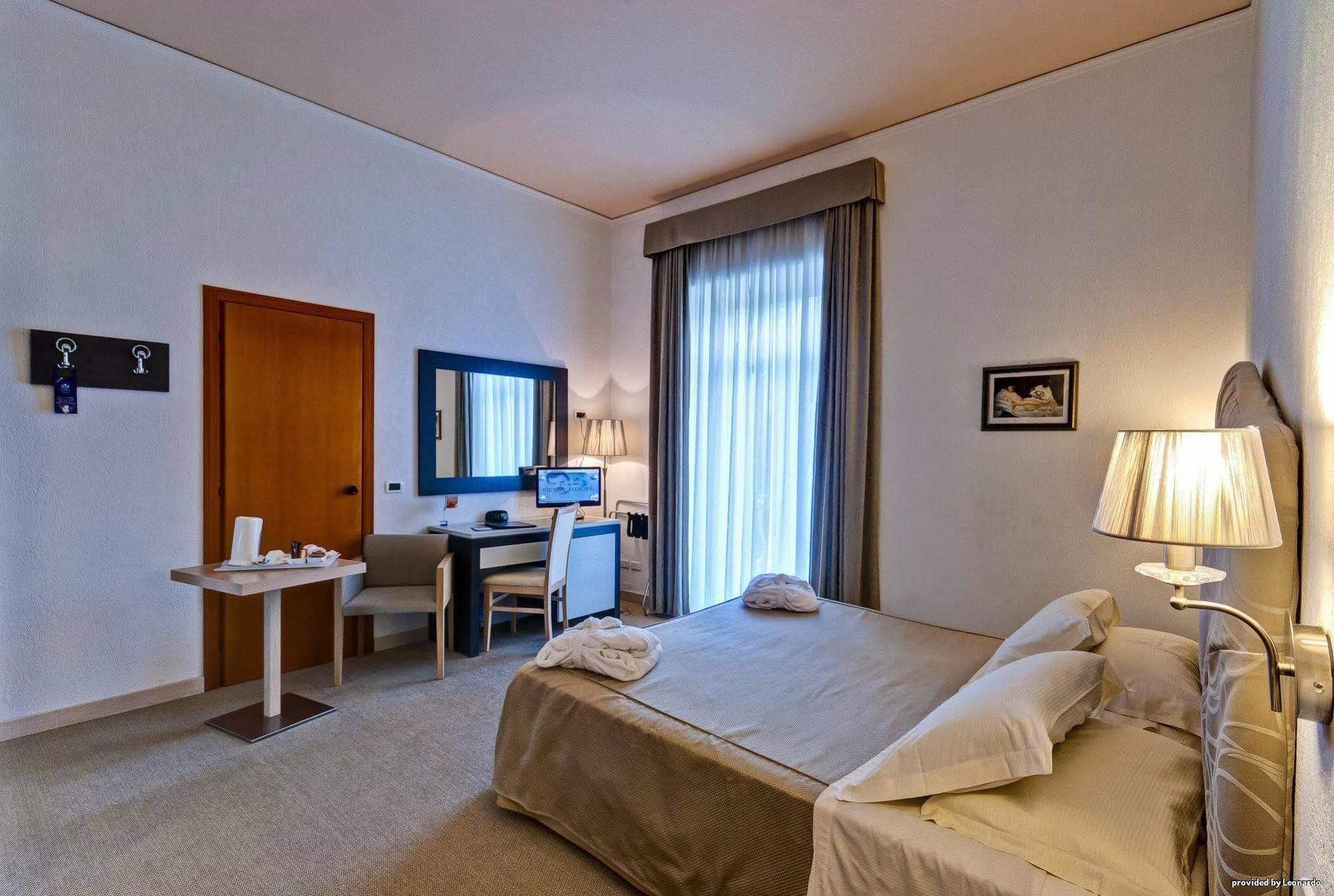 Hotel Regina Palace Terme 이스키아 외부 사진