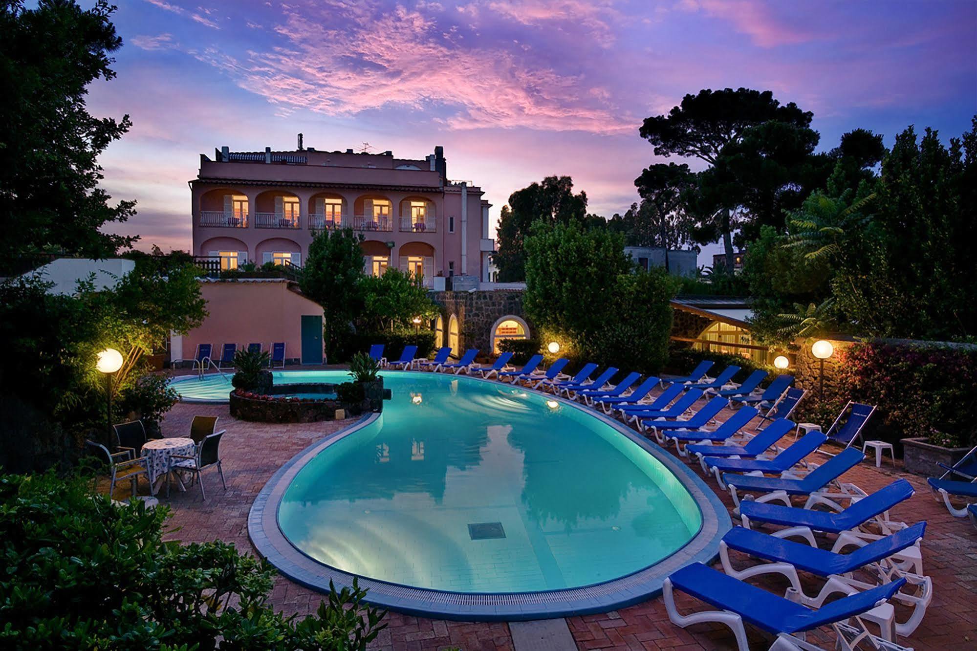 Hotel Regina Palace Terme 이스키아 외부 사진